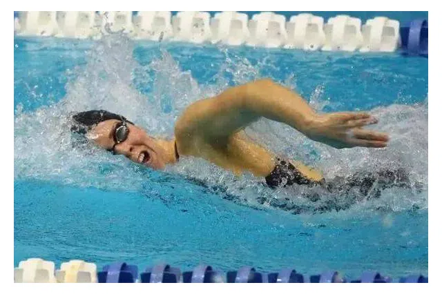 熊猫体育火箭队与马刺队第五场激战精彩回顾与赛后分析